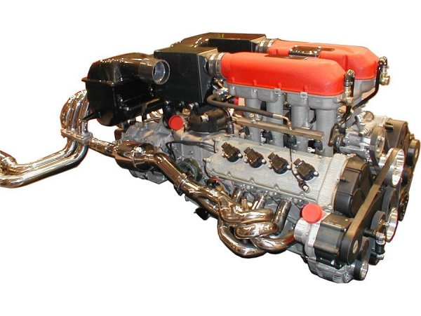Ferrari/Porsche-Mittelmotor - gr&ouml;&szlig;eres Bild durch Anklicken!
