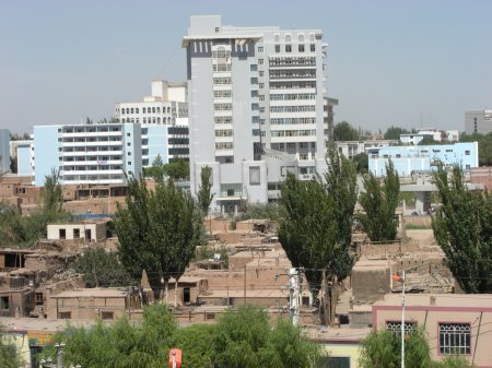 Universität Kashgar - größeres Bild durch Anklicken!