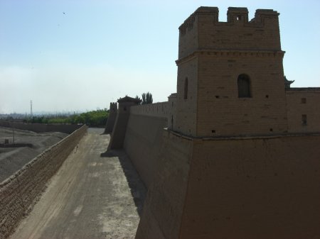 Festung chinesische Mauer Jiayuguan - größeres Bild durch Anklicken!