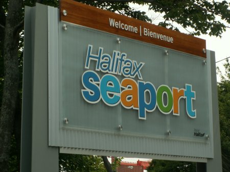 Halifax, schwierig zu photographieren- größeres Bild durch Anklicken!